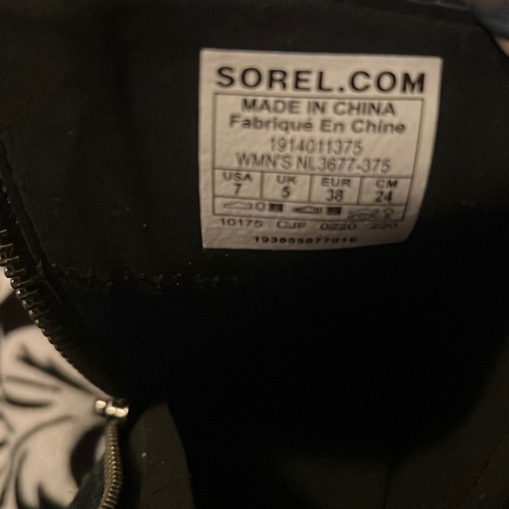 Sorel wedge boots